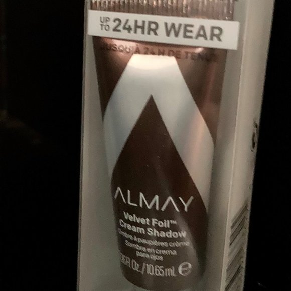 New Set Kit of 5 Holiday GIFT Revlon/Almay Cosmetics Makeup  & USA Hair Lotion - Picture 3 of 9